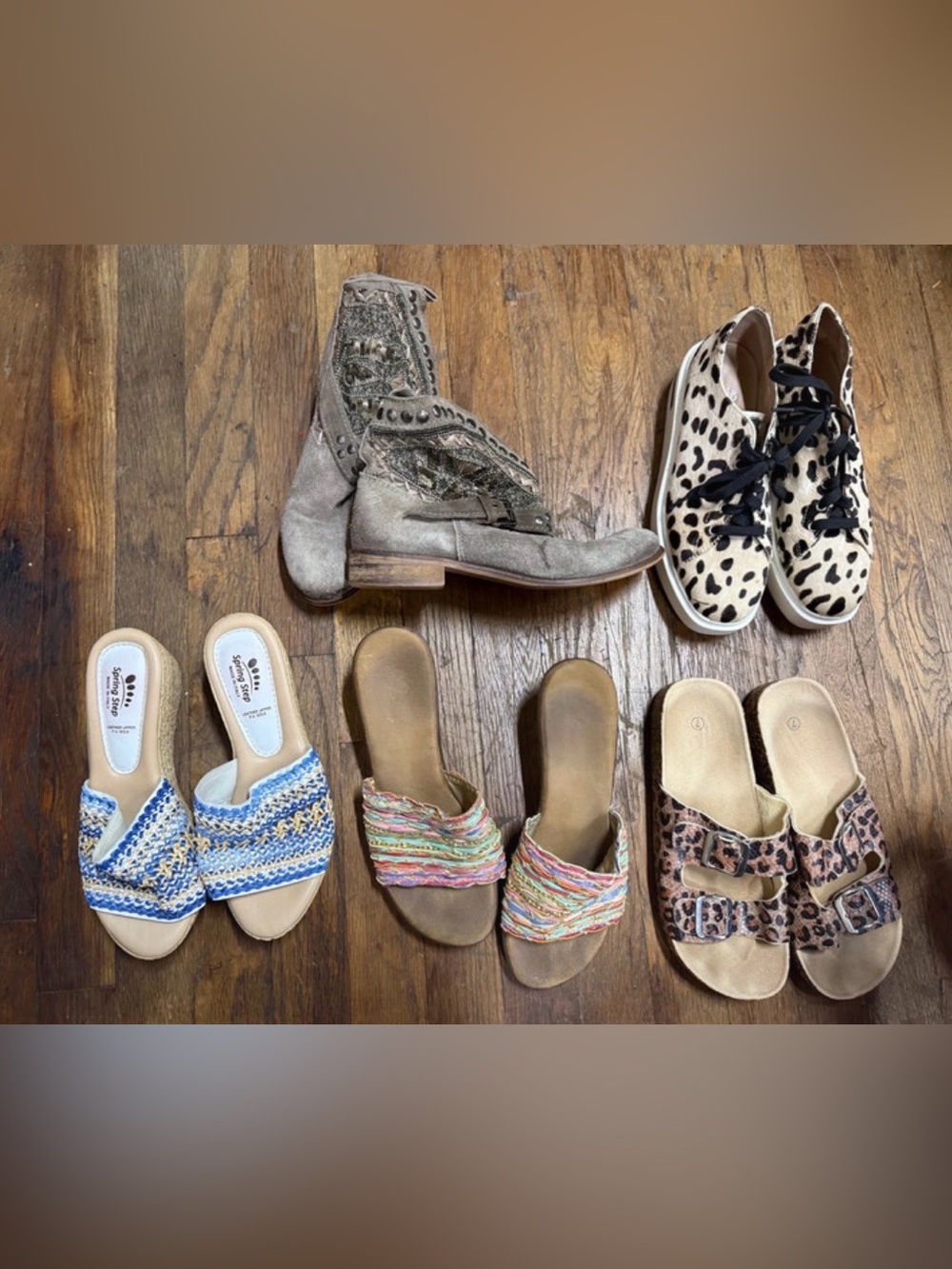 Bundle of sandals / shoes / boots